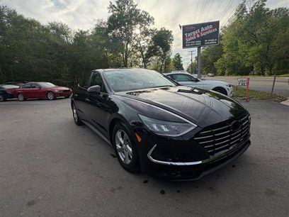 Used 2021 Hyundai Sonata SE w/ Cargo Package