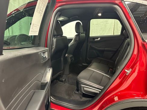 Used 2025 Ford Escape ST-Line image 38
