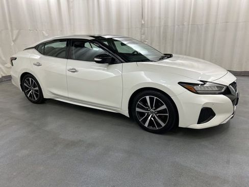 Used 2023 Nissan Maxima SL FWD image 1