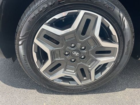 Used 2023 Hyundai Santa Fe Limited image 9