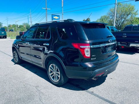 Used 2014 Ford Explorer XLT w/ Equipment Group 202A AWD/4WD image 3