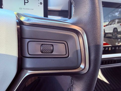 Used 2023 Rivian R1S Adventure AWD/4WD image 23