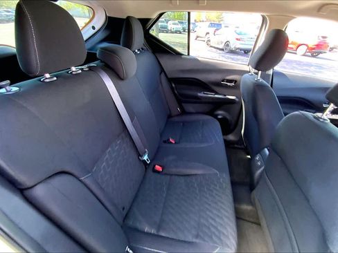 Used 2024 Nissan Kicks SV w/ Interior Electronics Package image 17