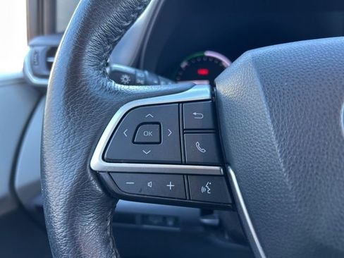 Used 2022 Toyota Sienna XLE image 21