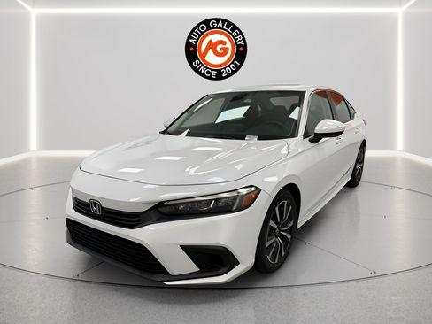 Used 2022 Honda Civic EX image 7