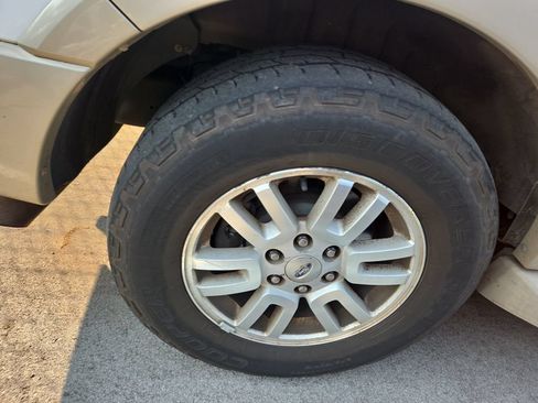 Used 2007 Ford Expedition Eddie Bauer AWD/4WD image 2