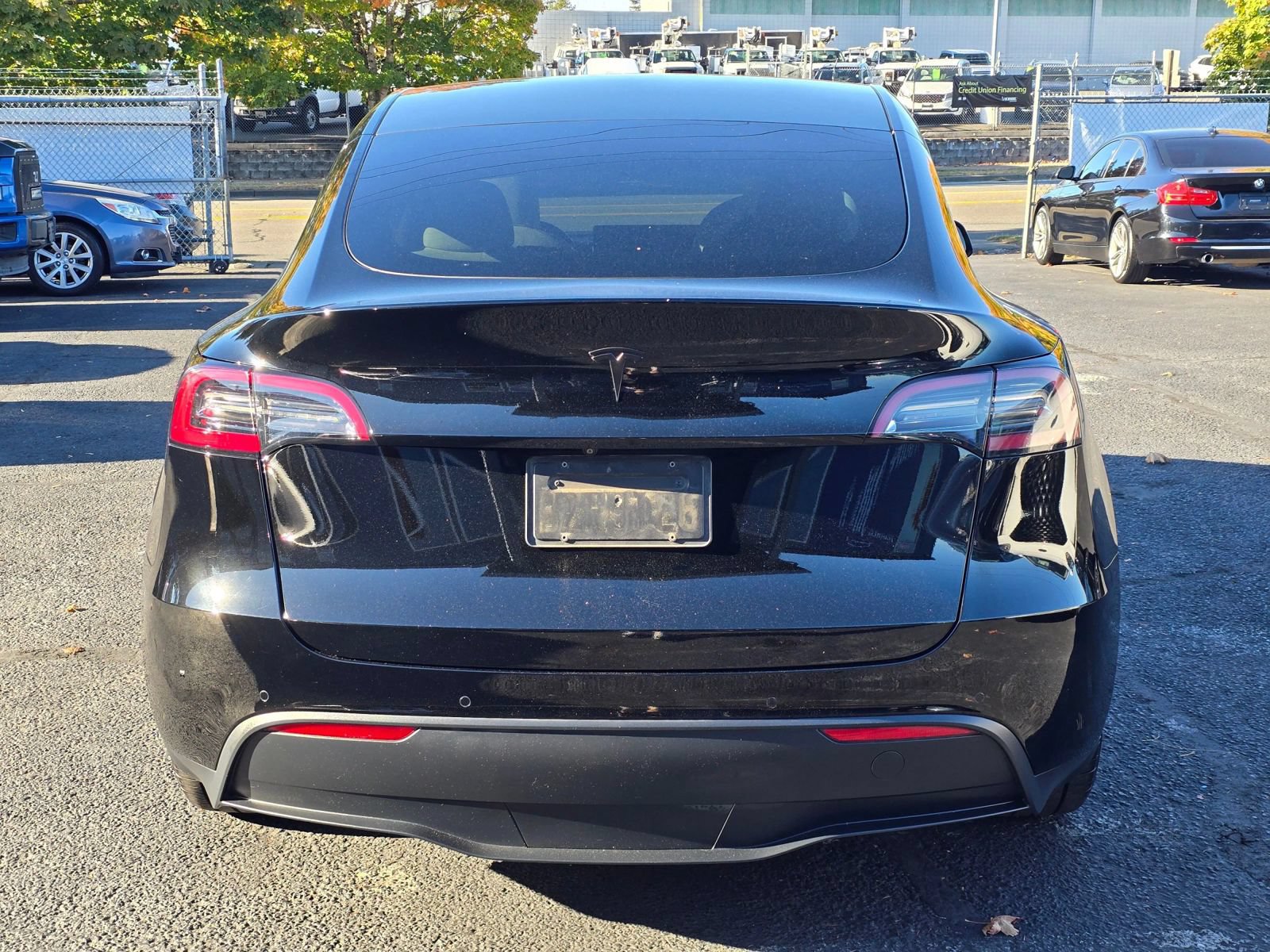 Used 2021 Tesla Model Y Long Range AWD/4WD image 4