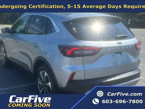 Used 2024 Ford Escape Platinum w/ Premium Technology Package AWD/4WD image 2