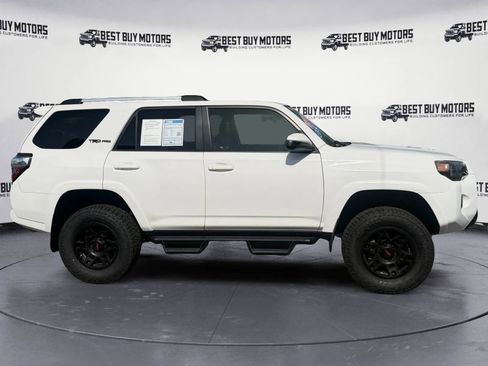 Used 2016 Toyota 4Runner TRD Pro AWD/4WD image 9