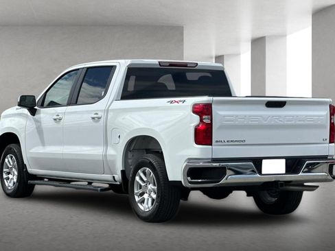 Used 2025 Chevrolet Silverado 1500 LT AWD/4WD image 6