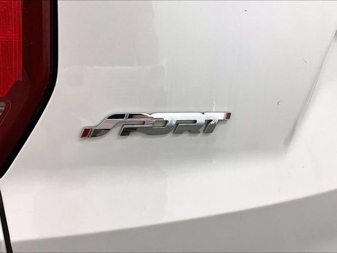 Used 2018 Ford Explorer Sport w/ Equipment Group 401A AWD/4WD image 24