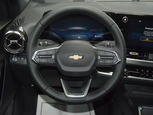 New 2026 Chevrolet Equinox LT w/ Safety and Technology Package FWD image 32