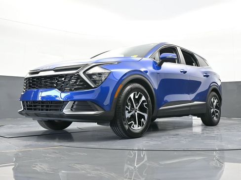 Used 2023 Kia Sportage EX image 56