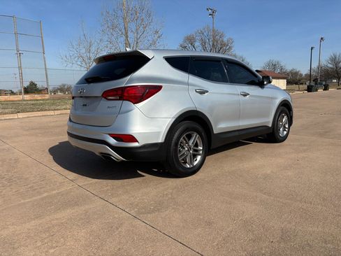 Used 2017 Hyundai Santa Fe Sport image 24