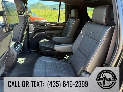 Used 2024 Cadillac Escalade ESV Sport Platinum w/ LPO, ONYX Package AWD/4WD image 27