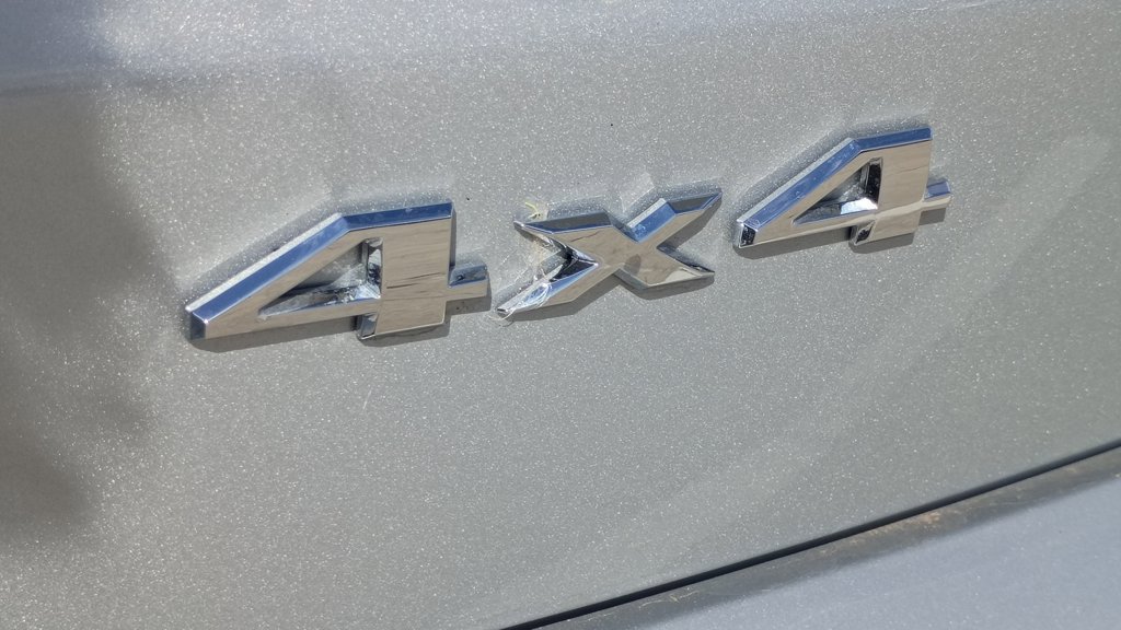 Used 2025 Jeep Compass Latitude AWD/4WD image 10