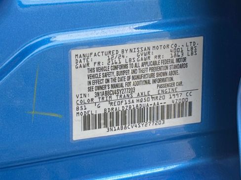 Used 2025 Nissan Sentra SV FWD image 29