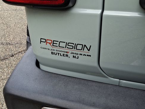 Certified 2024 Jeep Wrangler Sport S image 28