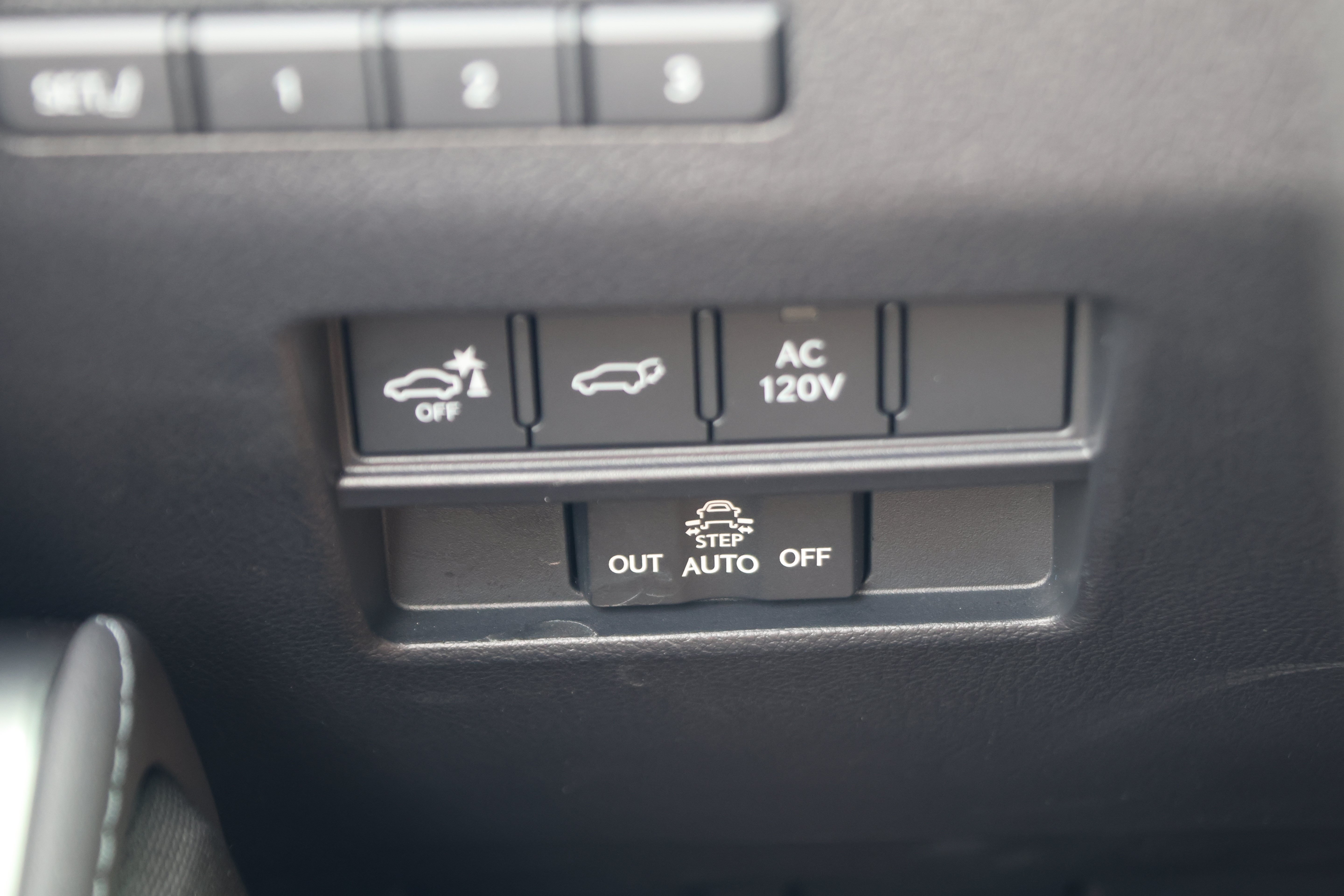 Used 2024 Lexus GX 550 w/ Accessory Package (Z1) AWD/4WD image 17