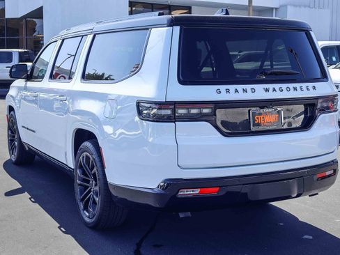Used 2024 Jeep Grand Wagoneer L Series II w/ Quick Order Packagew 28T AWD/4WD image 27
