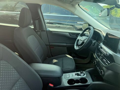Used 2023 Ford Escape Active AWD/4WD image 8