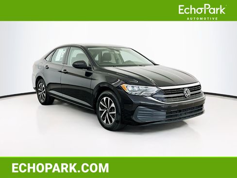 Used 2024 Volkswagen Jetta S image 1