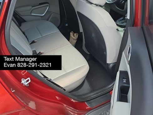 Used 2020 Kia Soul LX FWD image 15