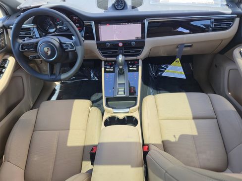New 2025 Porsche Macan image 13