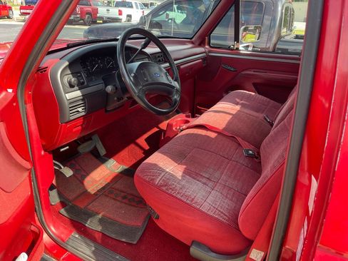 Used 1992 Ford F150 2WD Regular Cab image 7
