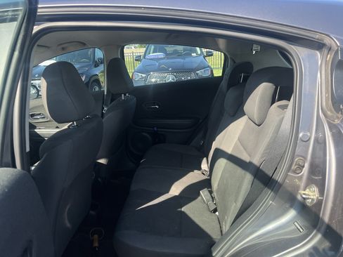 Used 2019 Honda HR-V LX image 33