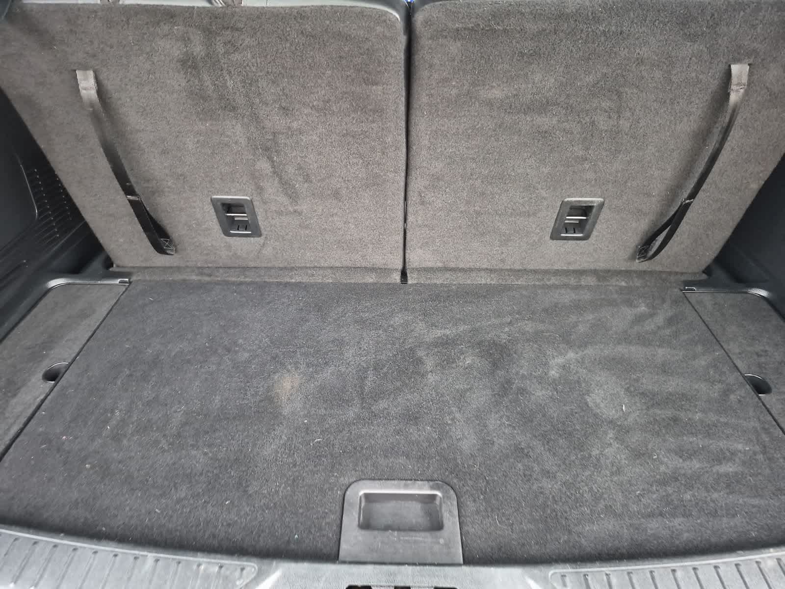 Used 2023 Ford Explorer XLT w/ Equipment Group 202A AWD/4WD image 33