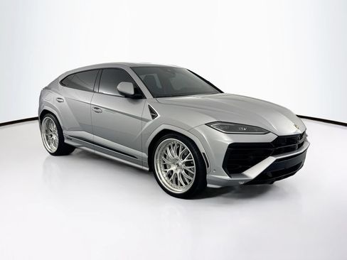 Used 2025 Lamborghini Urus S AWD/4WD image 3