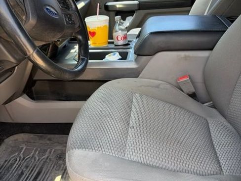 Used 2019 Ford F150 XLT w/ Equipment Group 302A Luxury AWD/4WD image 4