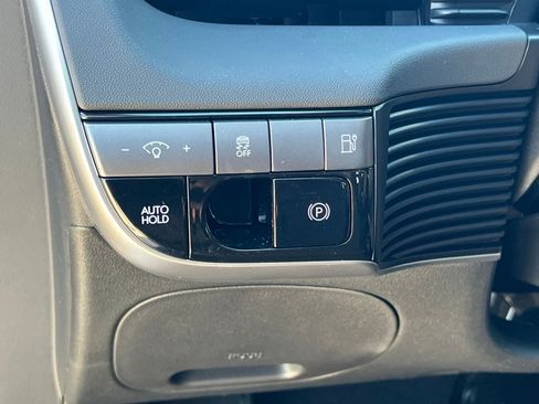 New 2026 Hyundai Ioniq 5 SE image 24