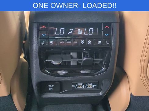 Used 2024 Jeep Grand Cherokee L Summit AWD/4WD image 35