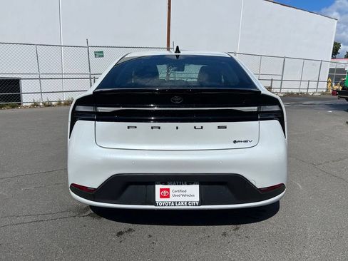 Certified 2026 Toyota Prius Plug-In Hybrid FWD image 5