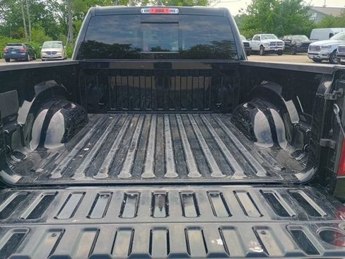 Used 2025 RAM 1500 Laramie AWD/4WD image 19