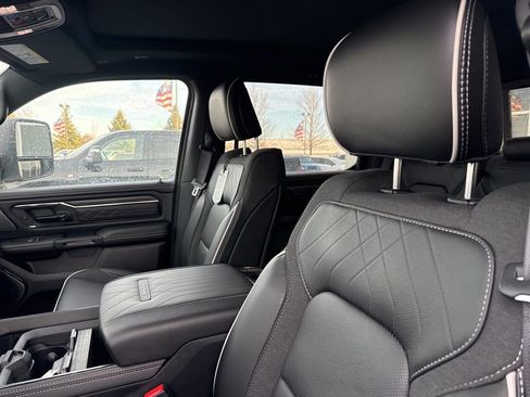 New 2025 RAM 1500 Limited image 17