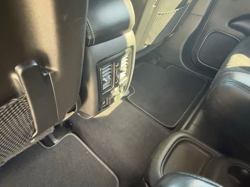 Certified 2021 Dodge Durango SRT w/ Premium Interior Group image 28