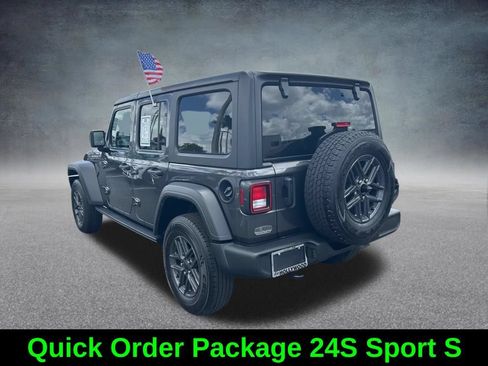 Used 2024 Jeep Wrangler Unlimited Sport AWD/4WD image 7