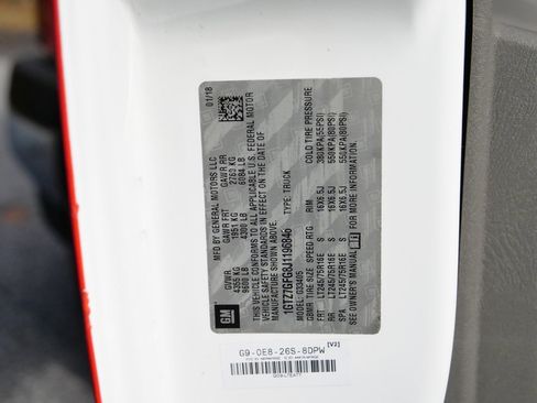 Used 2018 GMC Savana 3500 w/ Driver Convenience Package image 42