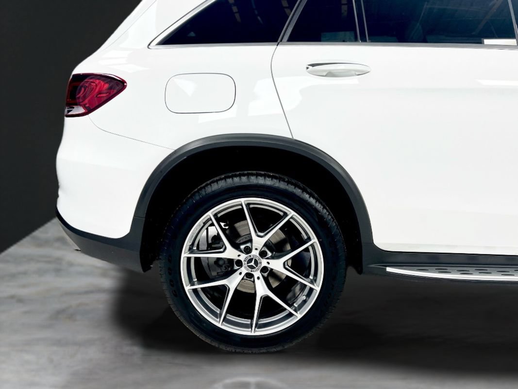Used 2020 Mercedes-Benz GLC 300 4MATIC image 10