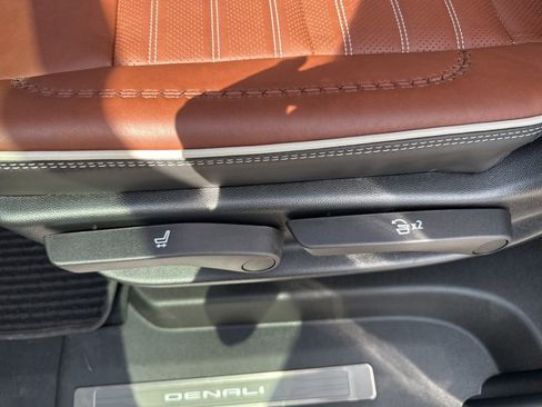 Certified 2023 GMC Yukon XL Denali Ultimate image 14