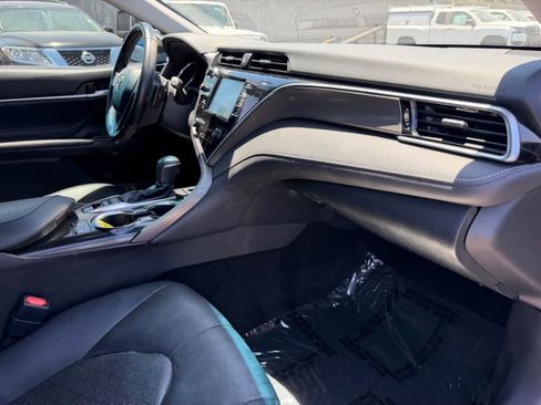 Used 2018 Toyota Camry XSE w/ Protection Package (Q2) FWD image 11