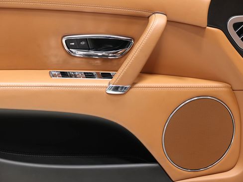 Used 2015 Bentley Flying Spur V8 AWD/4WD image 11