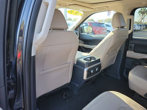 Used 2024 Ford Expedition Max Limited image 17