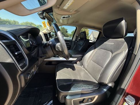 Used 2019 RAM 1500 Laramie AWD/4WD image 80