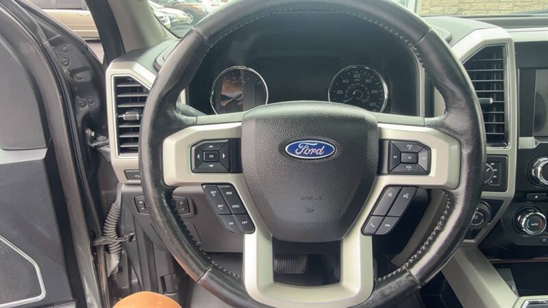 Used 2017 Ford F150 Lariat AWD/4WD image 20