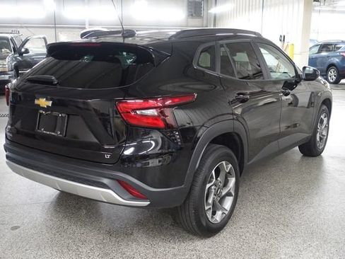 Used 2025 Chevrolet Trax LT w/ Driver Confidence Package FWD image 7