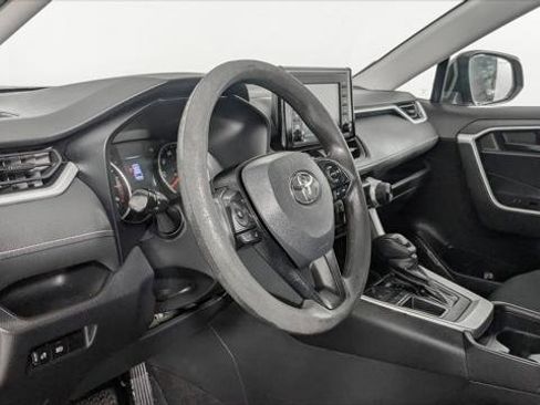 Used 2020 Toyota RAV4 LE image 24